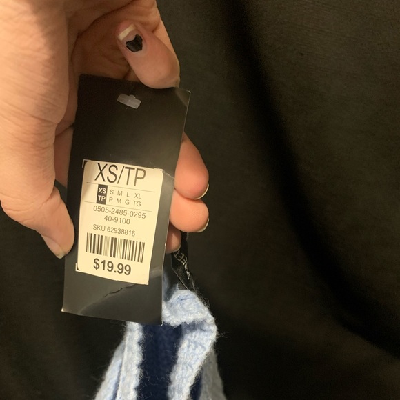 BNWT‼️| Womans Size XS | Light Baby Blue Knitted Sweater from Urban Outfitters | - Picture 5 of 5